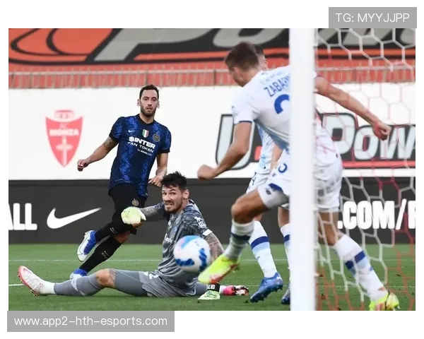 国米卡拉莫突破训练更高效——打造顶尖水平的秘密武器 国米卡拉莫突破训练更高效——打造顶尖水平的秘密武器