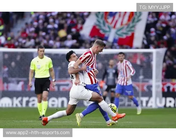 马竞瞄准法甲力量型中锋，强势引援引发足坛新震荡