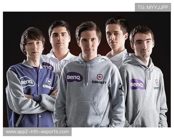 战队官方手册发布统一外部传播语境，战队相应