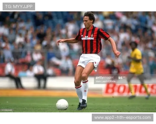 范巴斯滕：因伤早退的遗憾，禁区之王的悲情，范巴斯滕简介